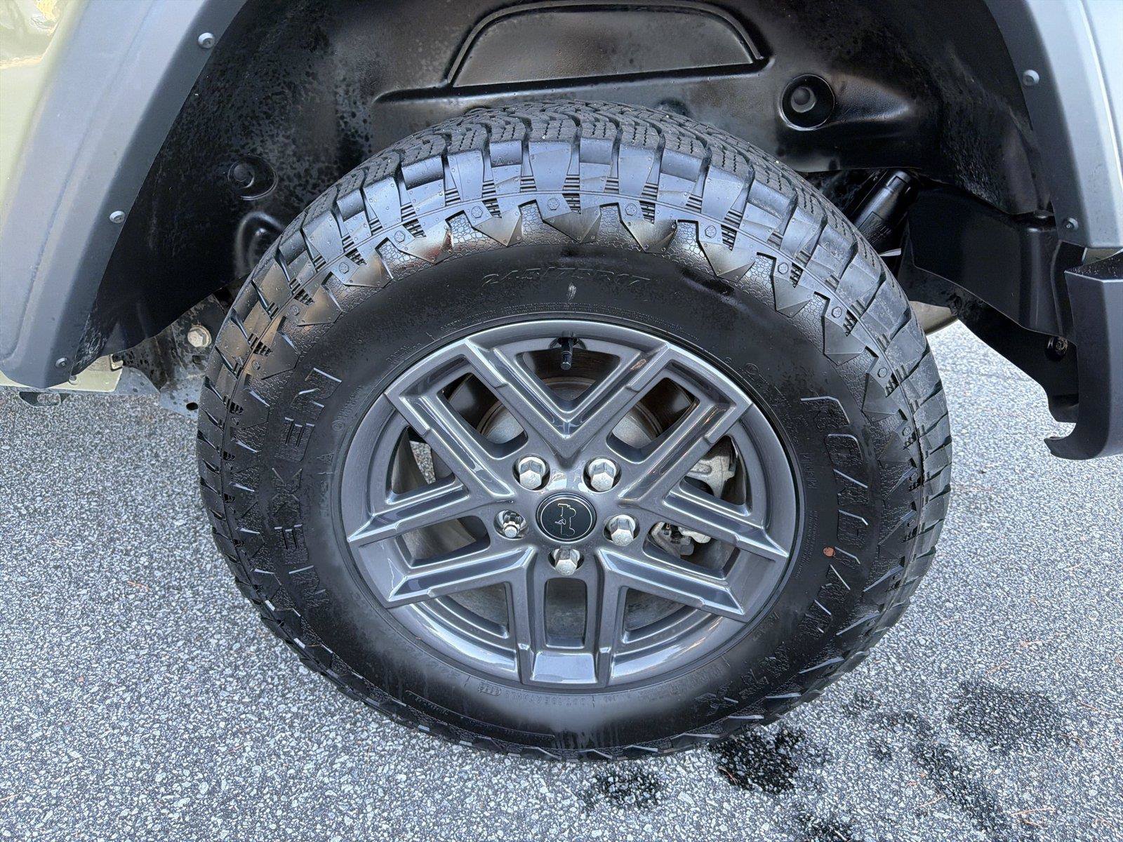 Used 2025 Jeep Wrangler Sport AWD/4WD image 18
