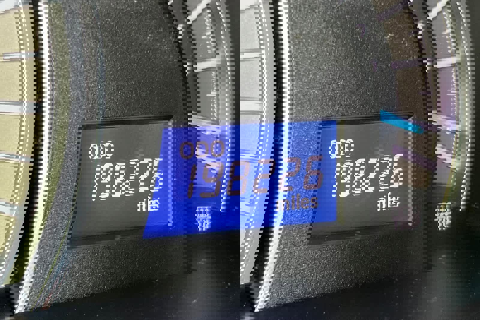 Used 2013 Toyota Camry SE w/ Convenience Pkg image 28