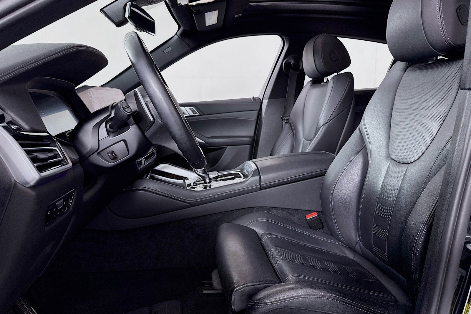 Used 2021 BMW X6 sDrive40i w/ M Sport Package RWD image 17