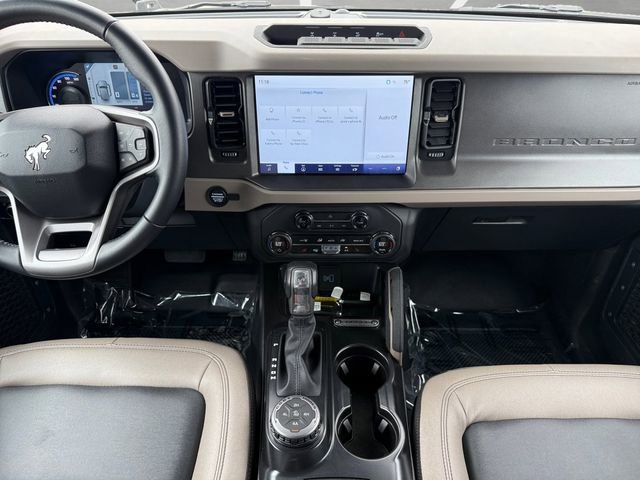 Used 2024 Ford Bronco Big Bend image 3