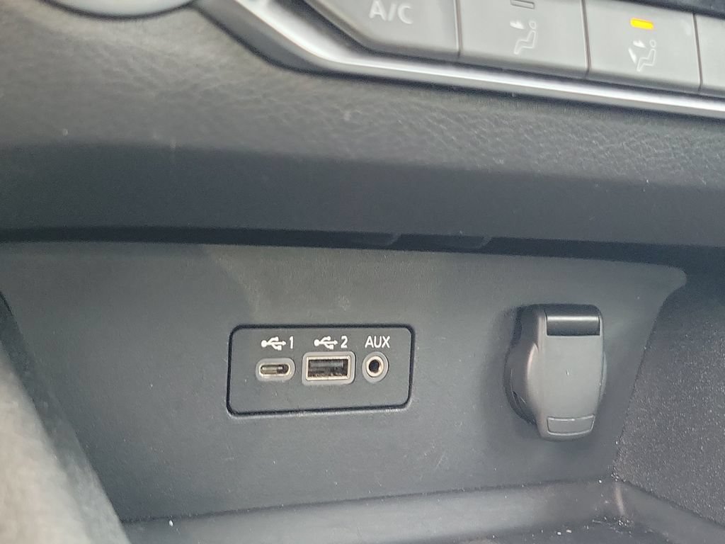 Used 2025 Nissan Altima 2.5 SV FWD image 29