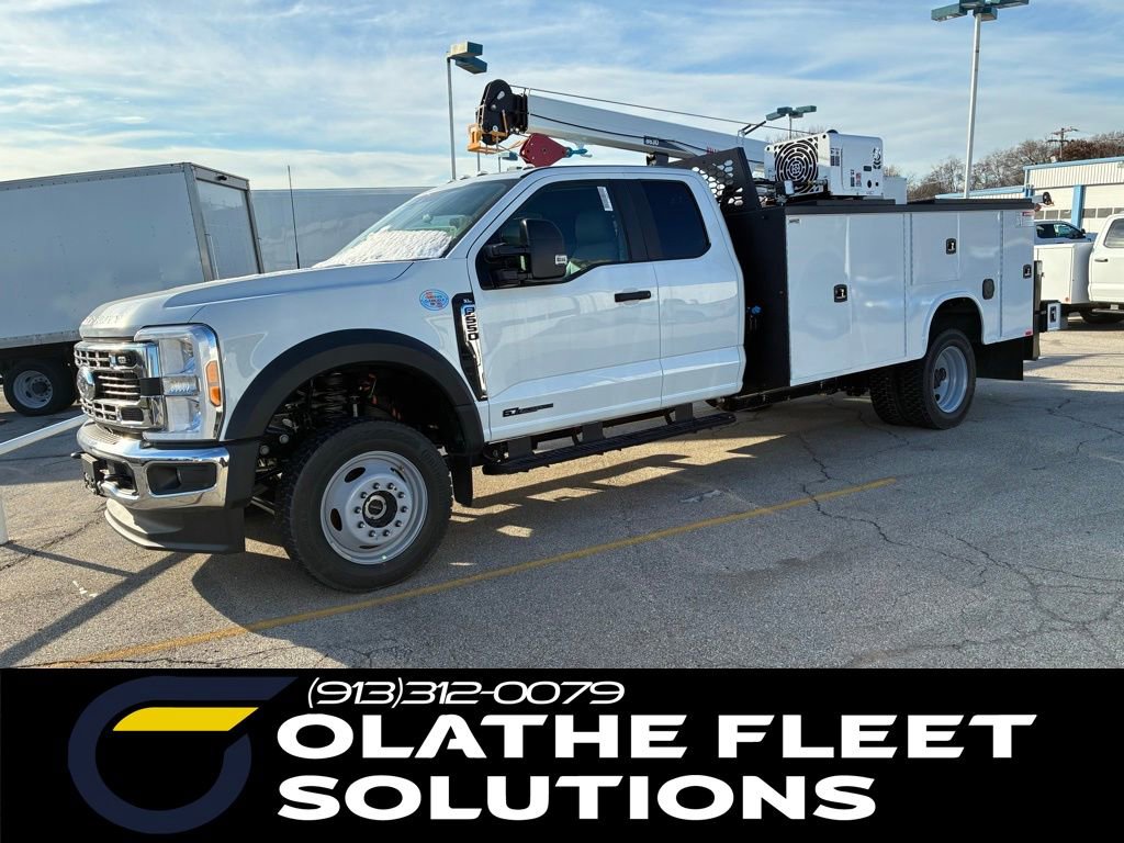 New 2026 Ford F550 4x4 Supercab Super Duty image 2