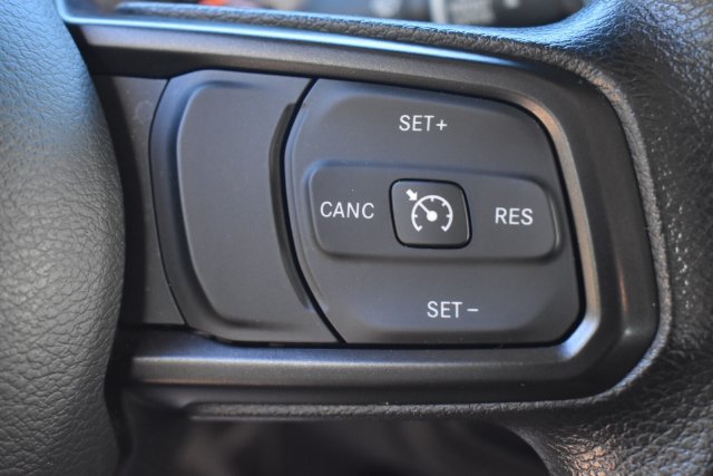 Used 2025 Jeep Gladiator Sport AWD/4WD image 24