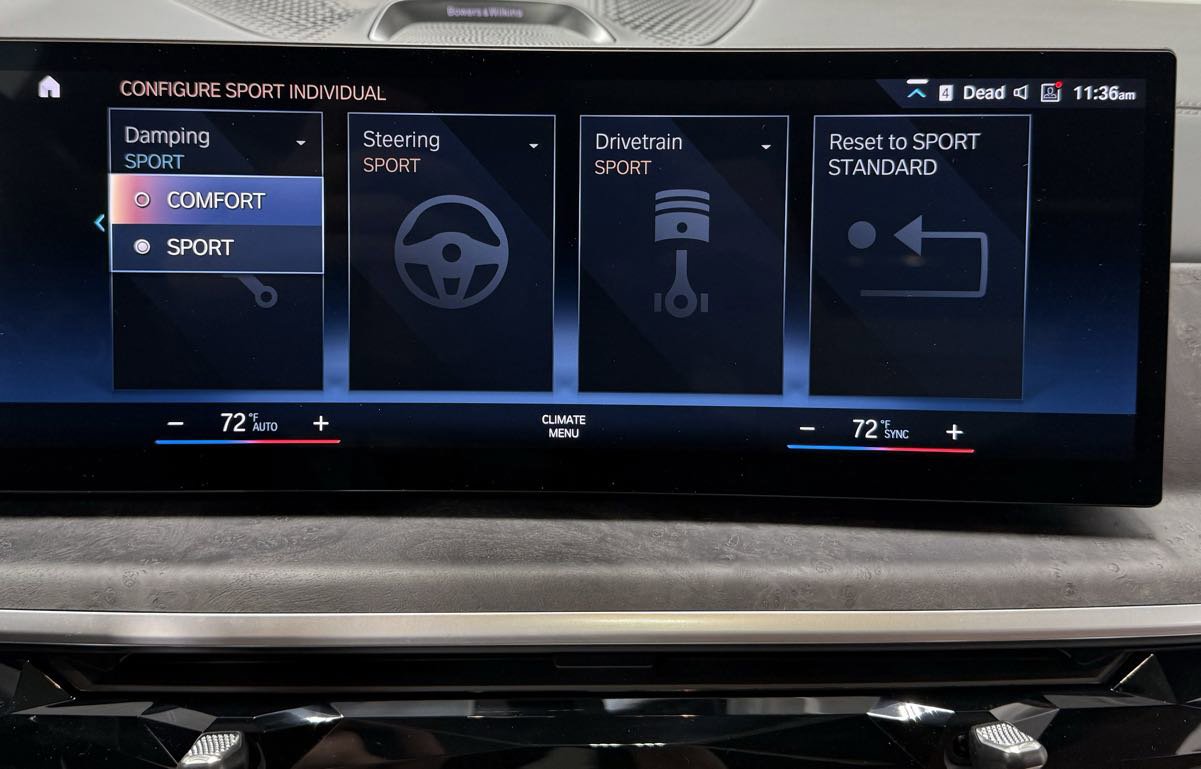 Used 2023 BMW X7 M60i image 32