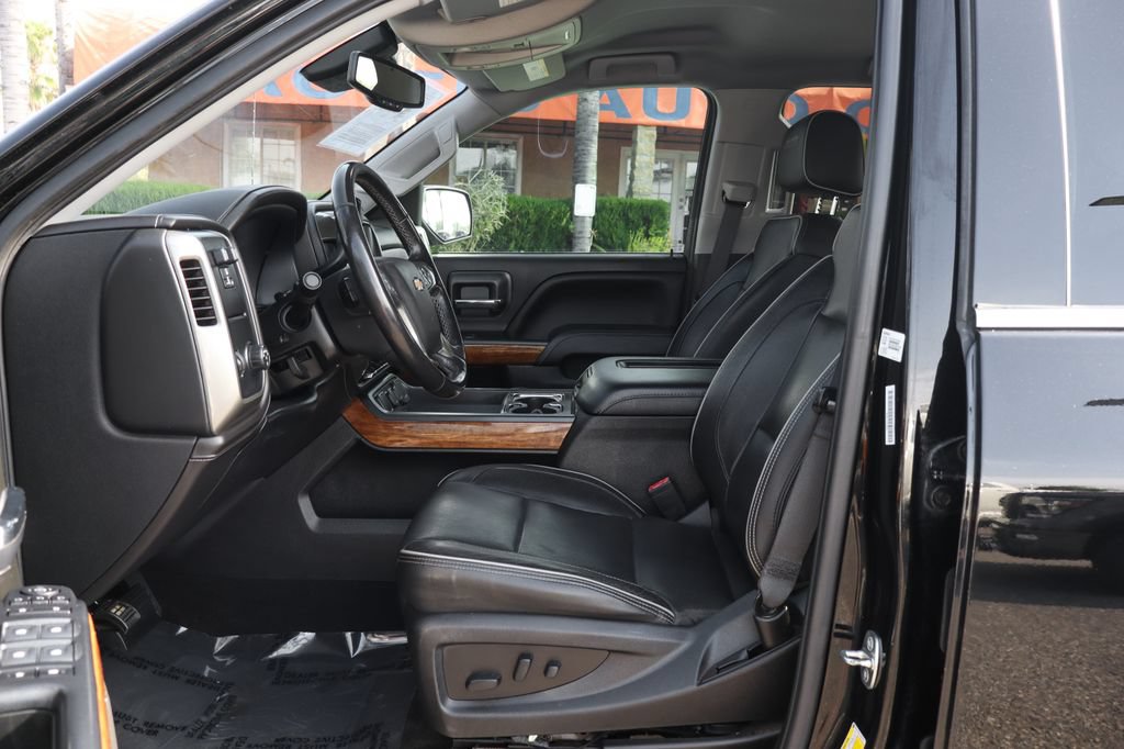 Used 2018 Chevrolet Silverado 1500 High Country RWD image 20