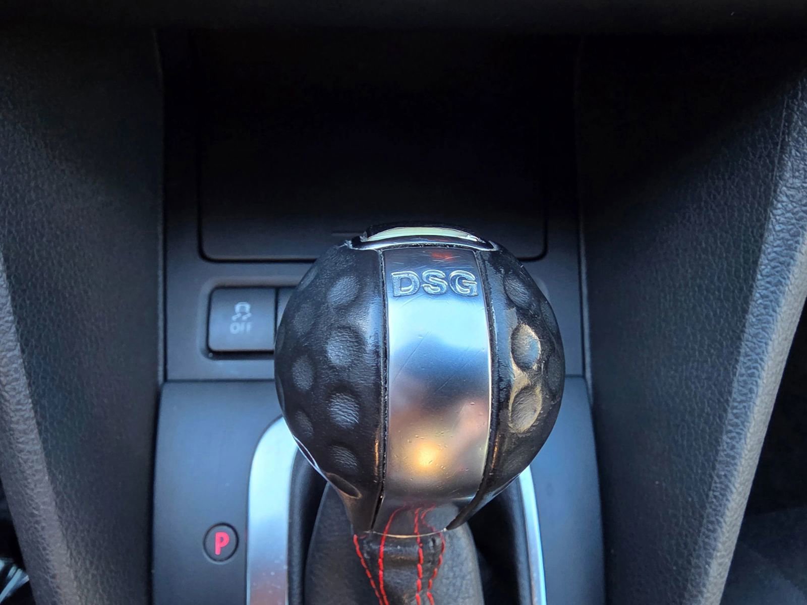 Used 2014 Volkswagen GTI Wolfsburg Edition image 27