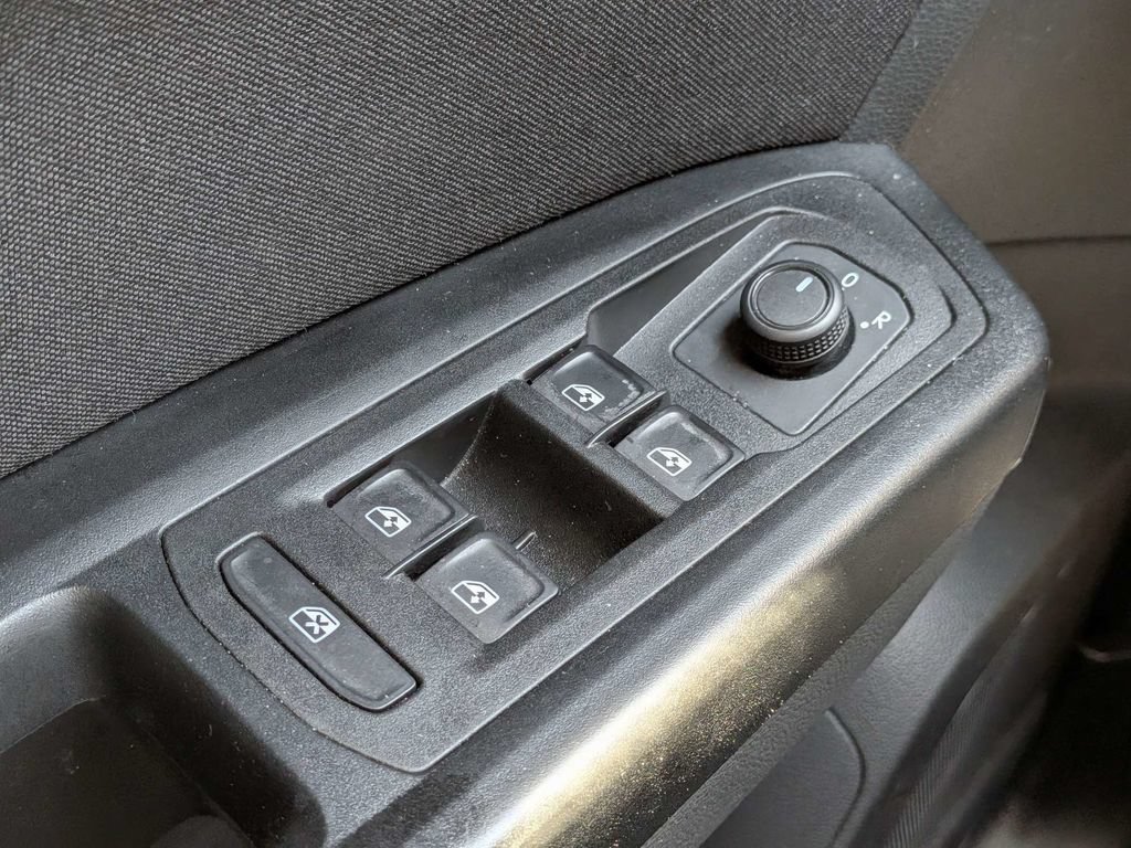 Used 2021 Volkswagen Atlas S FWD image 33