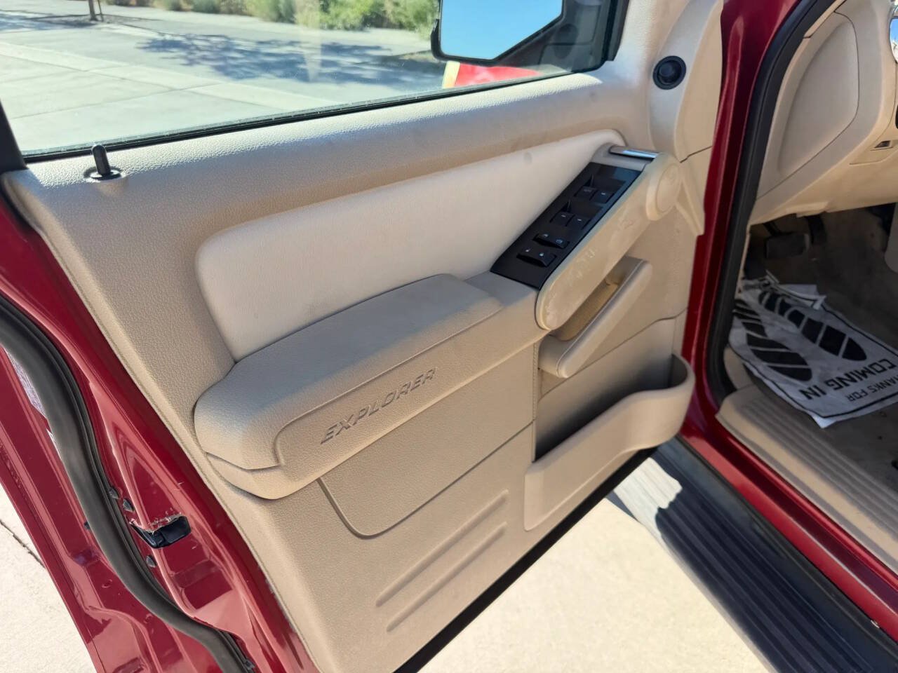 Used 2006 Ford Explorer XLT AWD/4WD image 19