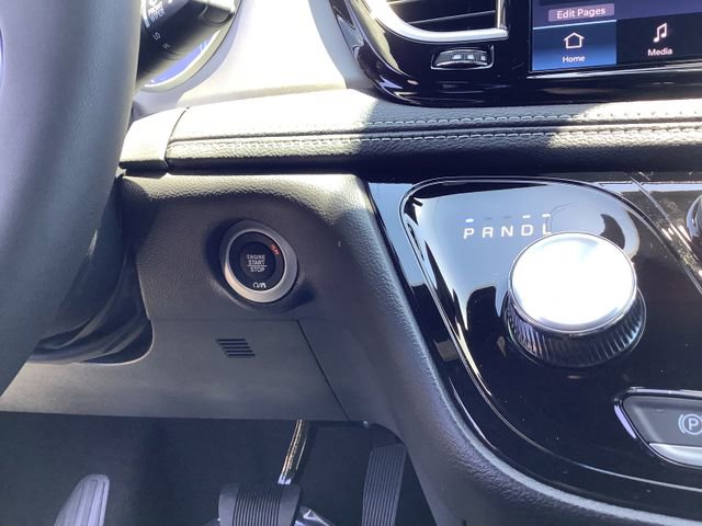 New 2027 Chrysler Pacifica Select FWD image 16
