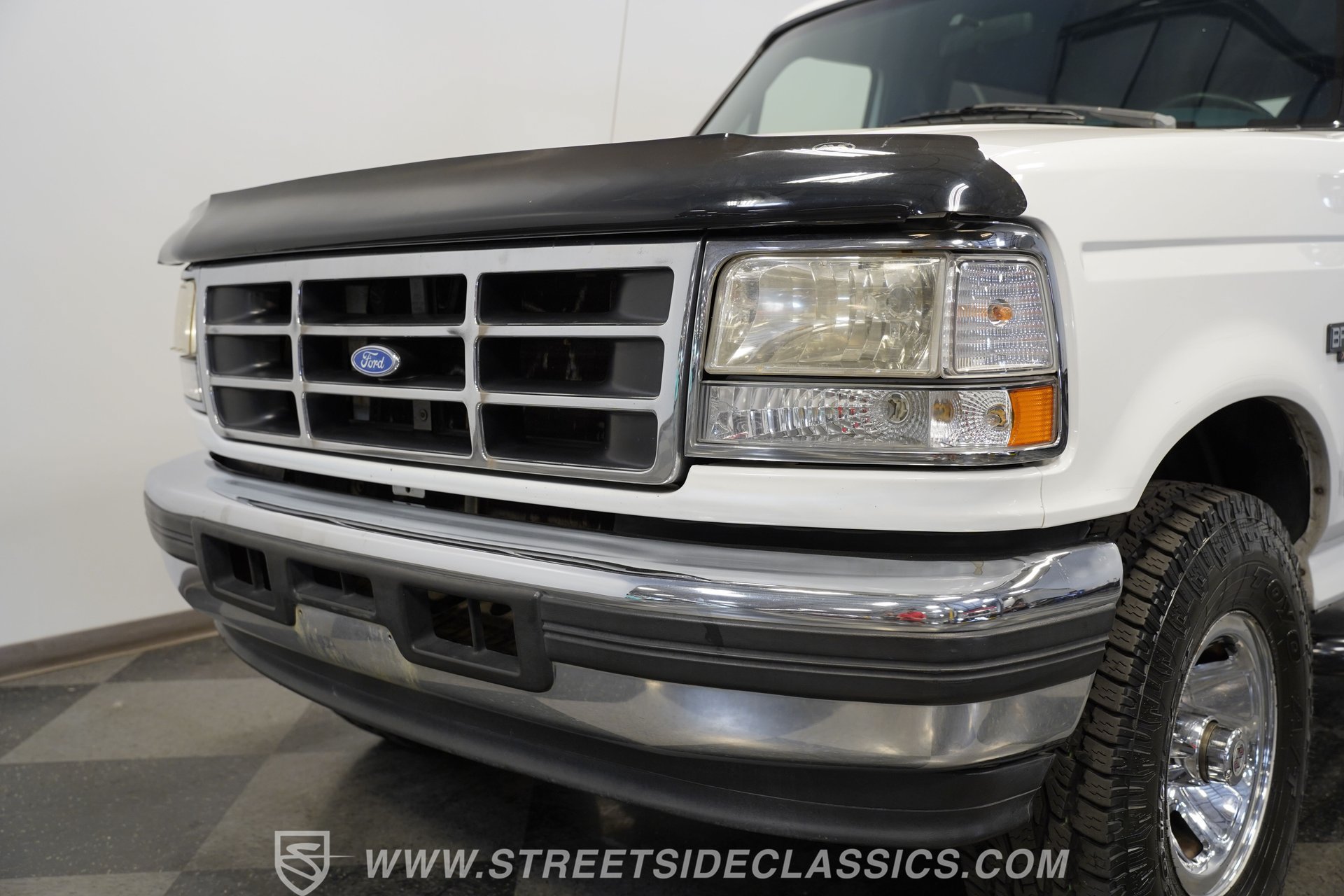 Used 1996 Ford Bronco XLT AWD/4WD image 22