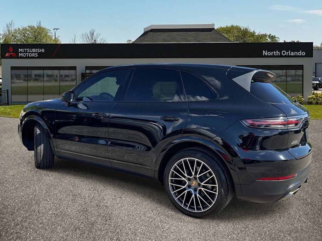 Used 2022 Porsche Cayenne AWD/4WD image 3