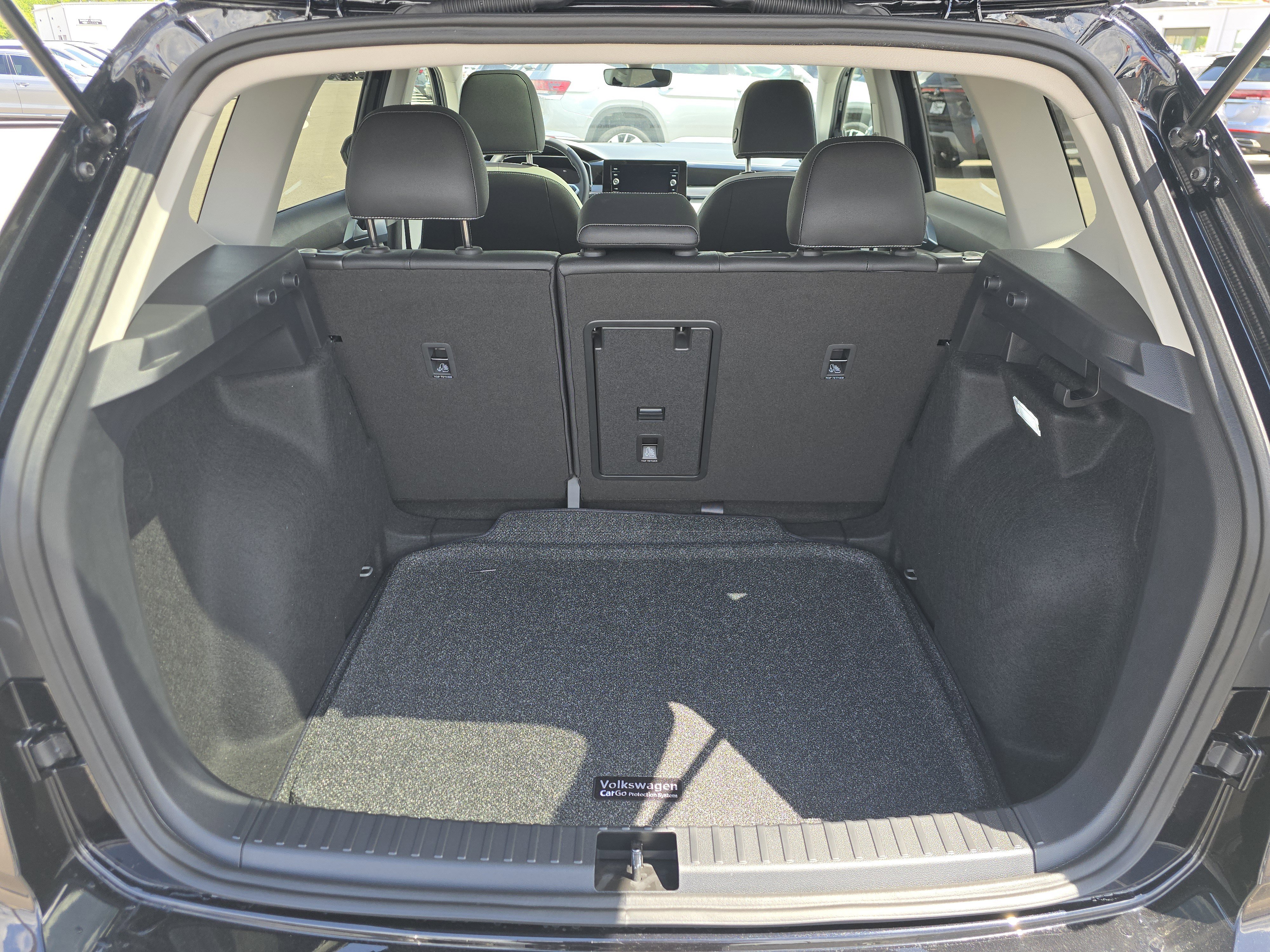 New 2026 Volkswagen Taos SE FWD image 15