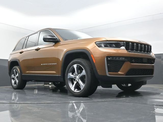 New 2026 Jeep Grand Cherokee Limited w/ Luxury Tech Group II