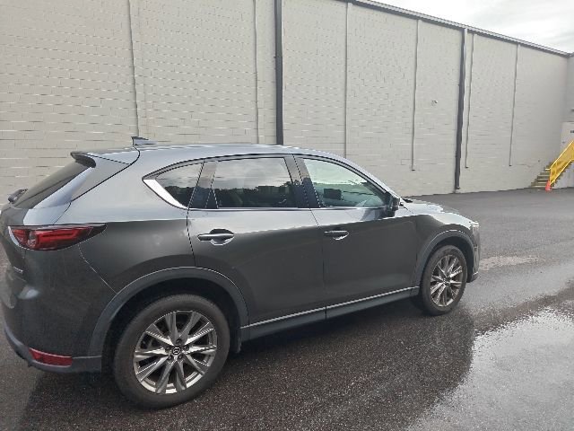 Used 2021 MAZDA CX-5 Grand Touring FWD image 3