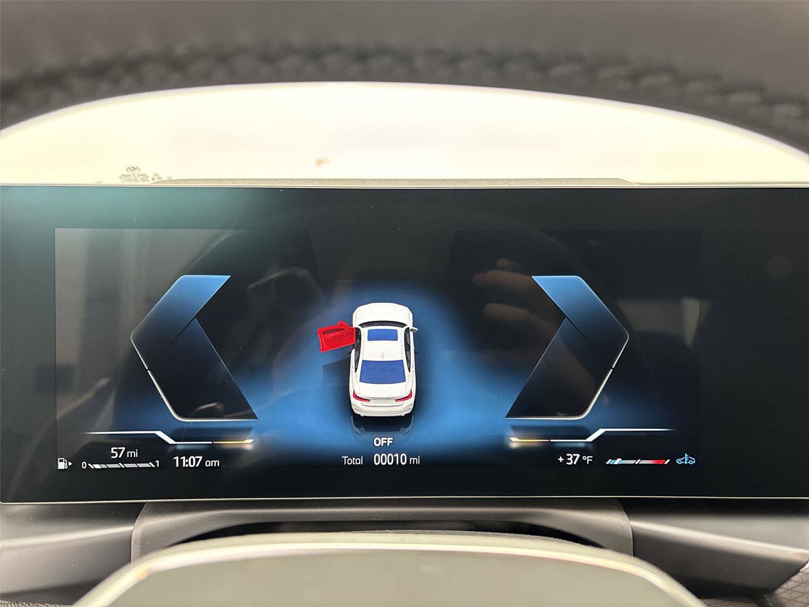 New 2026 BMW 330i xDrive Sedan w/ Convenience Package image 28