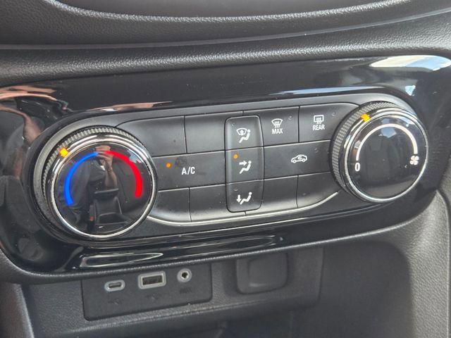 Used 2020 Buick Encore GX Preferred image 58