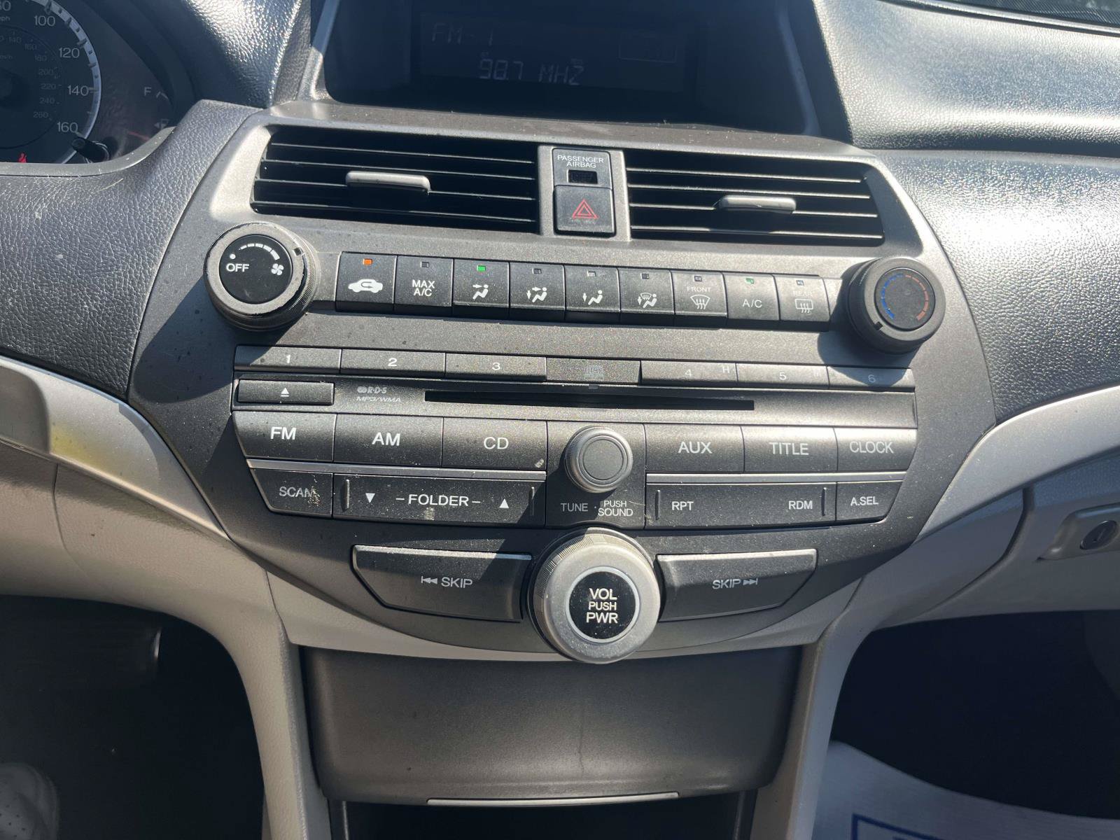 Used 2011 Honda Accord LX-P image 16