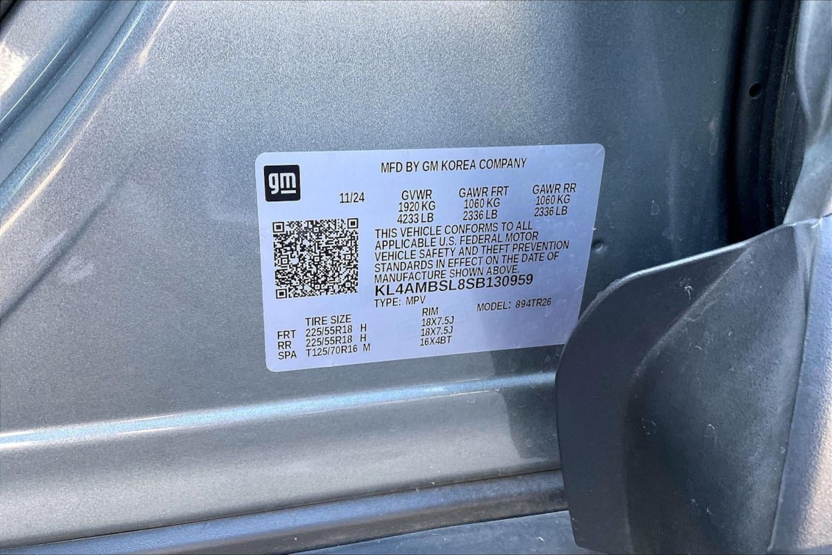 Used 2025 Buick Encore GX Preferred FWD image 34