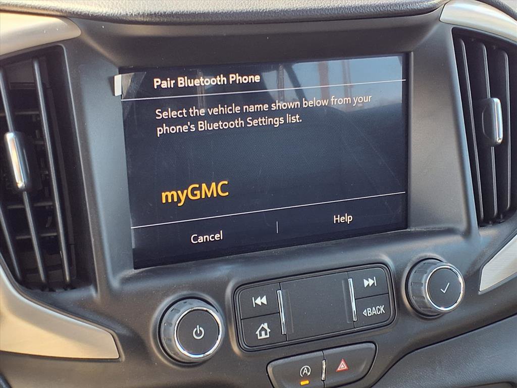 Used 2023 GMC Terrain Denali w/ Black Diamond Edition image 6