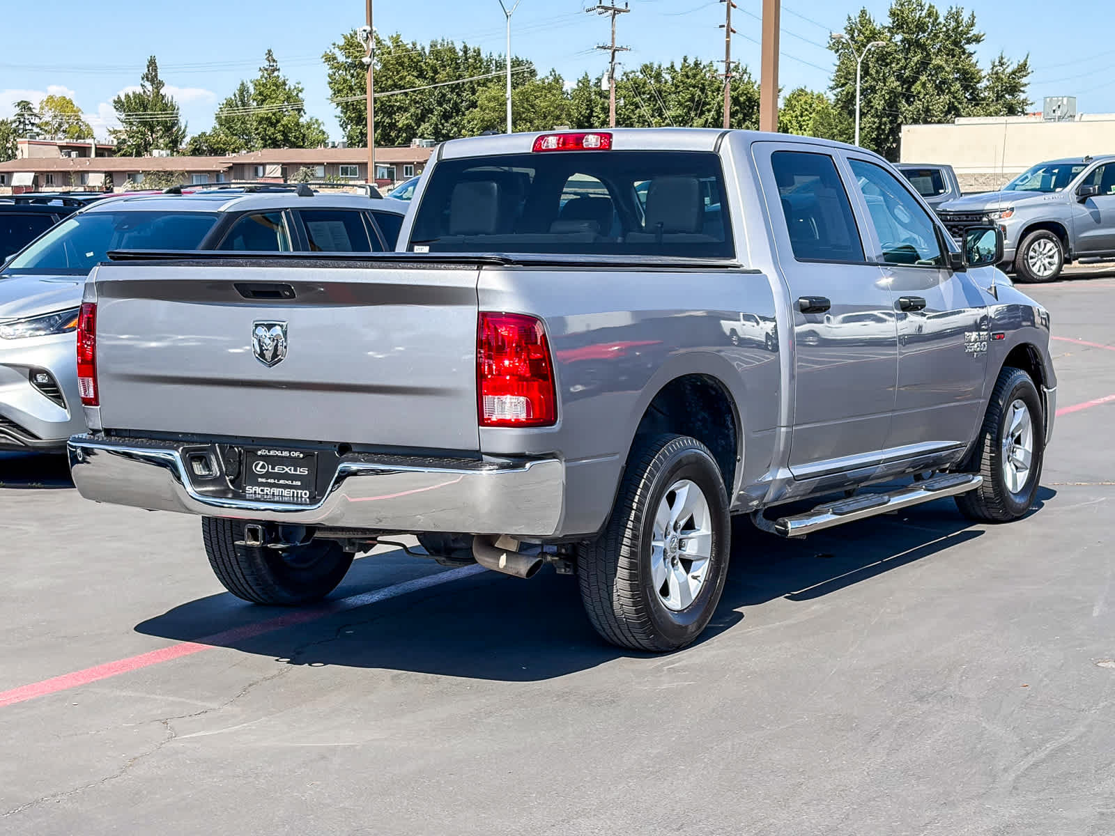 Used 2019 RAM 1500 Tradesman w/ Chrome Appearance Group RWD image 4