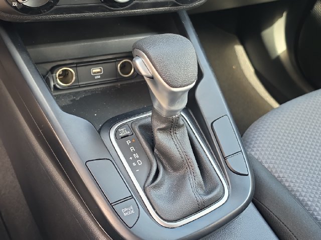 Certified 2025 Kia Soul LX FWD image 25