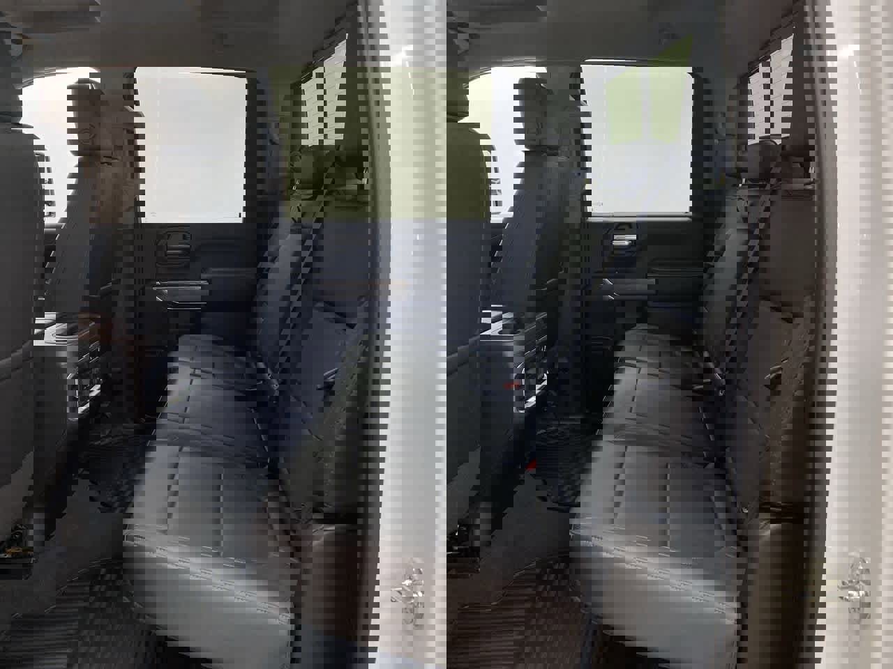 Used 2021 Chevrolet Silverado 2500 LTZ w/ LTZ Convenience Package image 17