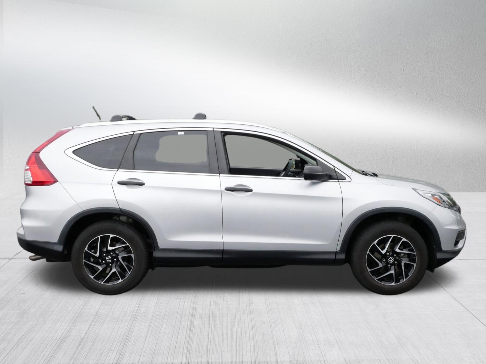 Used 2016 Honda CR-V SE image 8