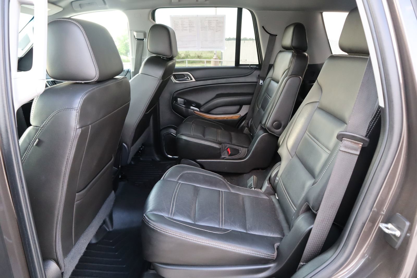 Used 2019 GMC Yukon Denali RWD image 19