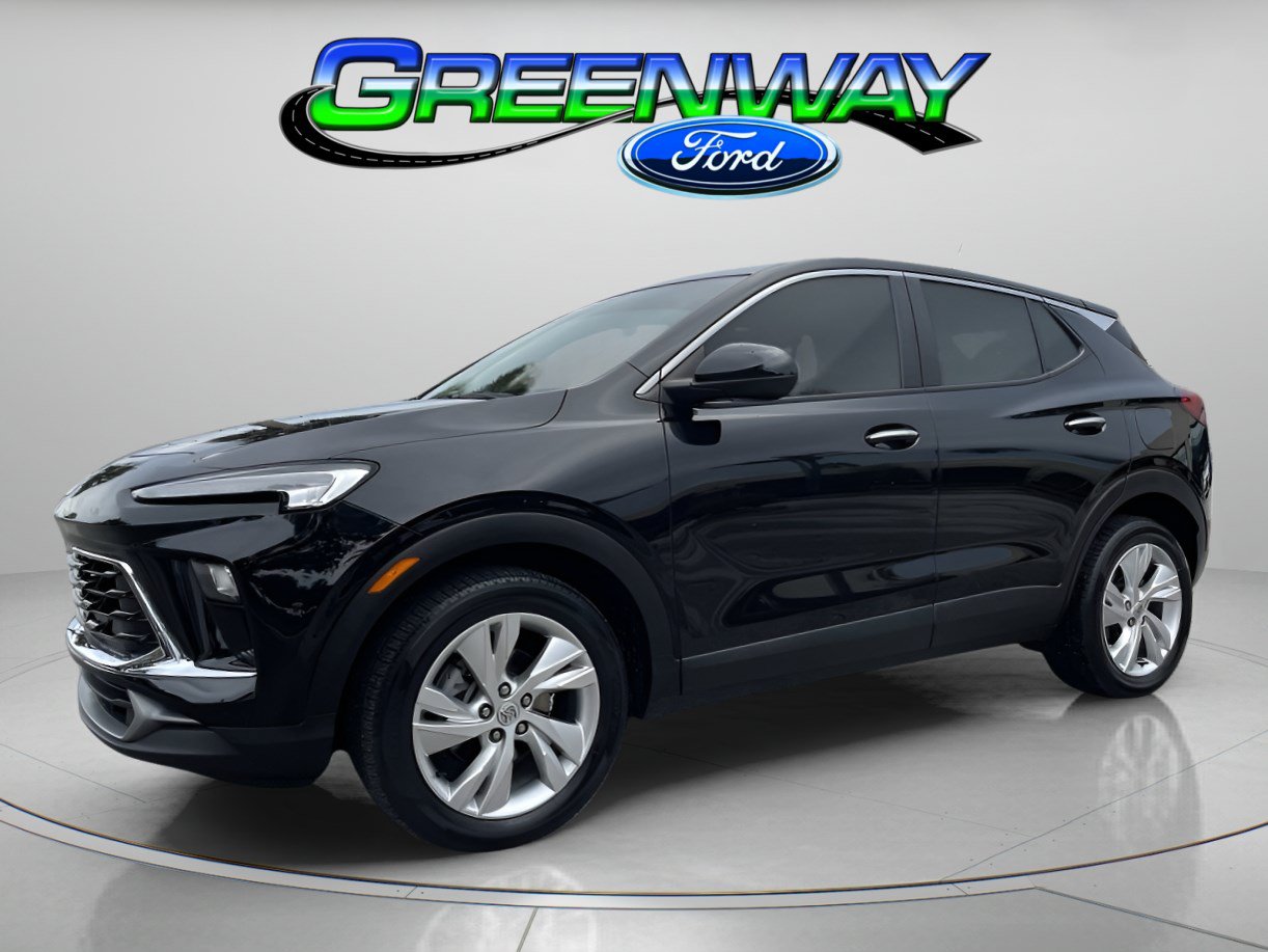 Used 2024 Buick Encore GX Preferred FWD image 1
