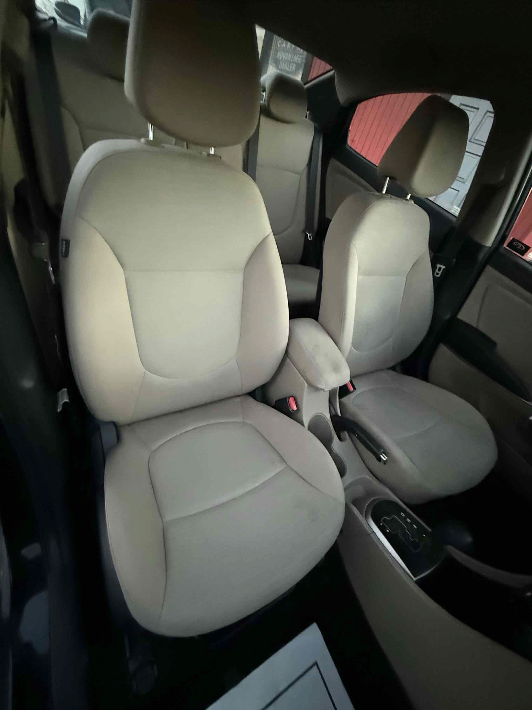 Used 2017 Hyundai Accent Value Edition FWD image 8