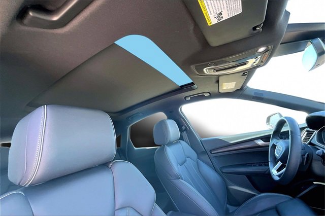 Used 2024 Audi Q5 2.0T Premium Plus w/ Premium Plus Package image 17