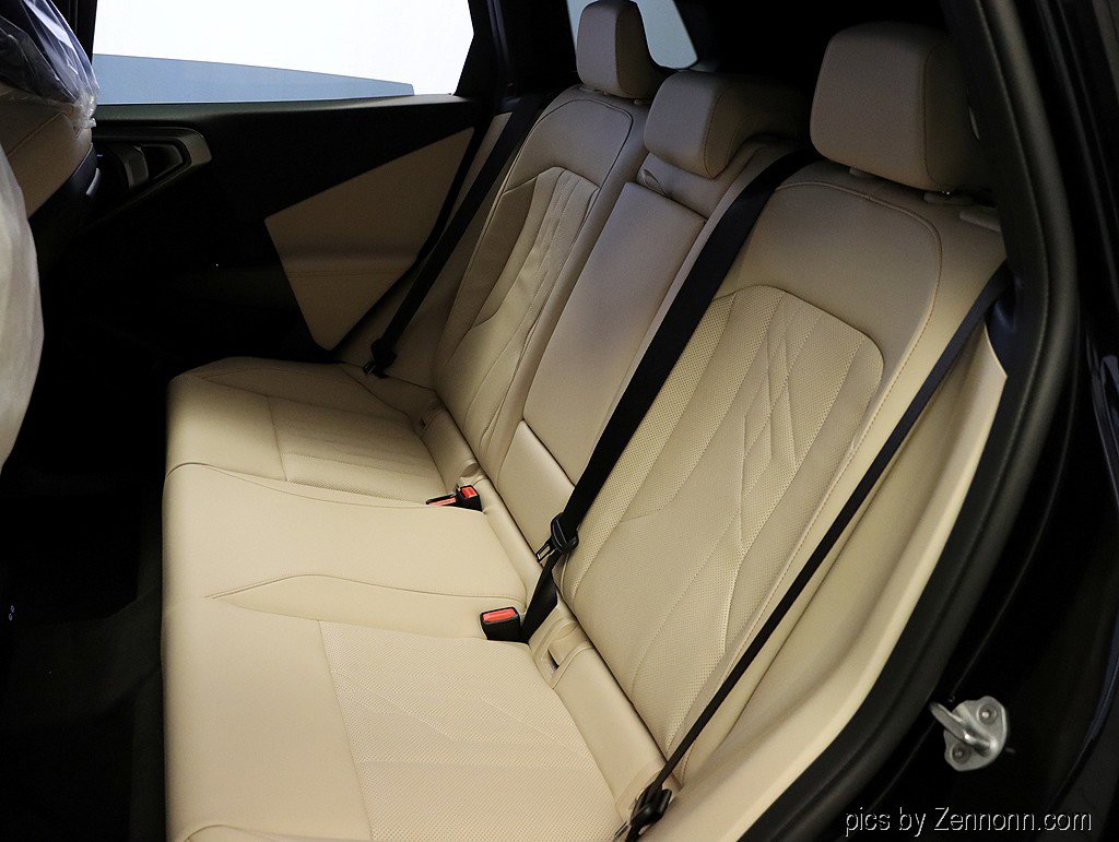 New 2026 BMW X3 xDrive30 w/ Premium Package image 12