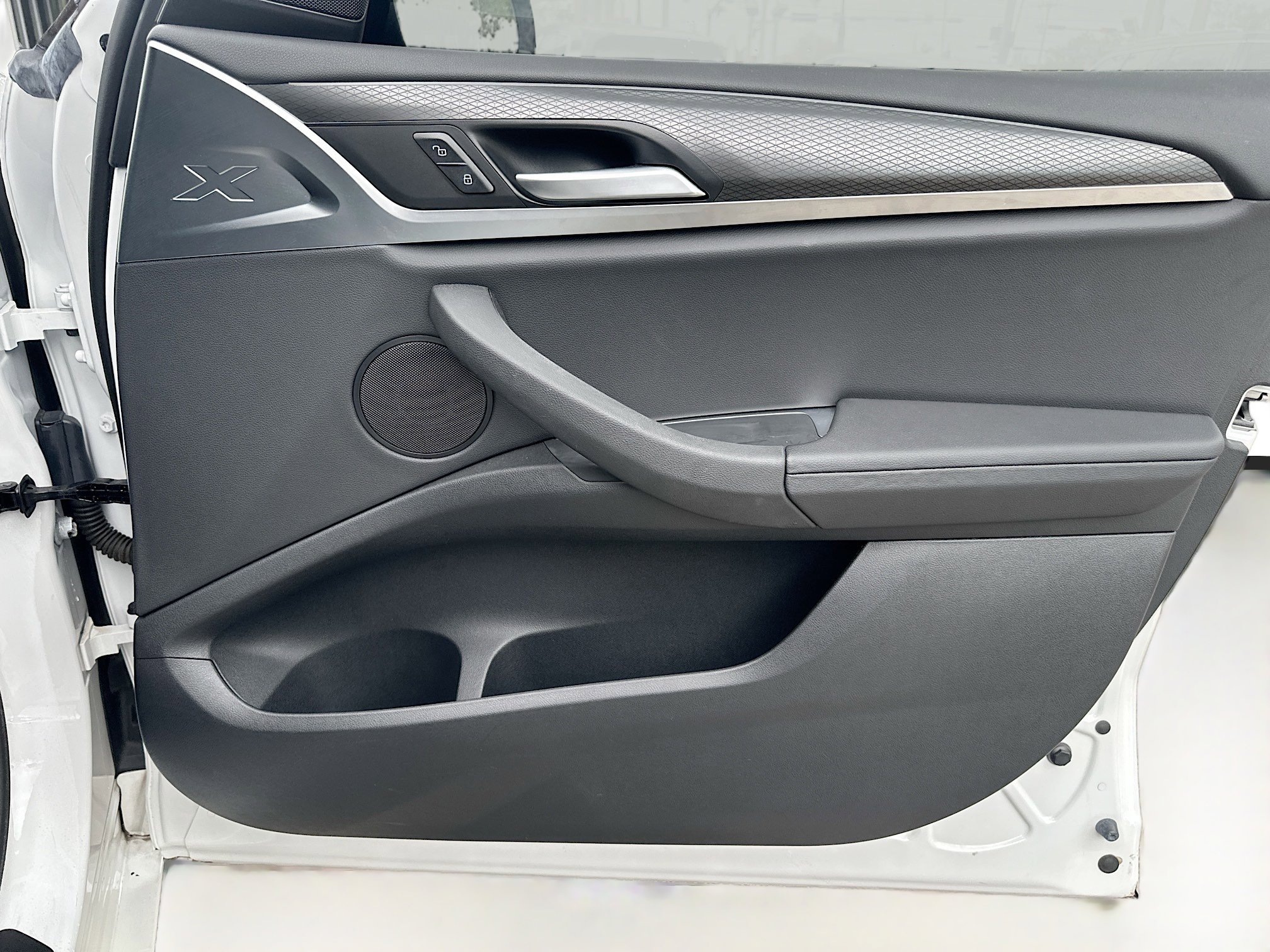 Certified 2024 BMW X3 sDrive30i w/ M Sport Package image 32