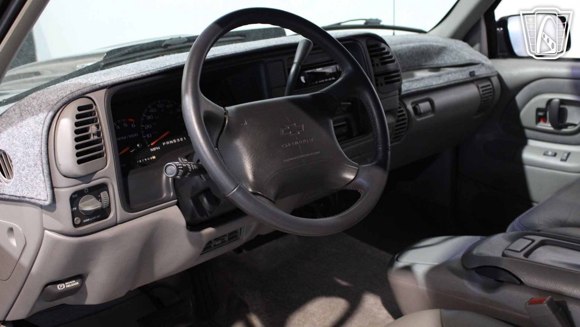 Used 1996 Chevrolet Tahoe 4WD 2-Door image 14