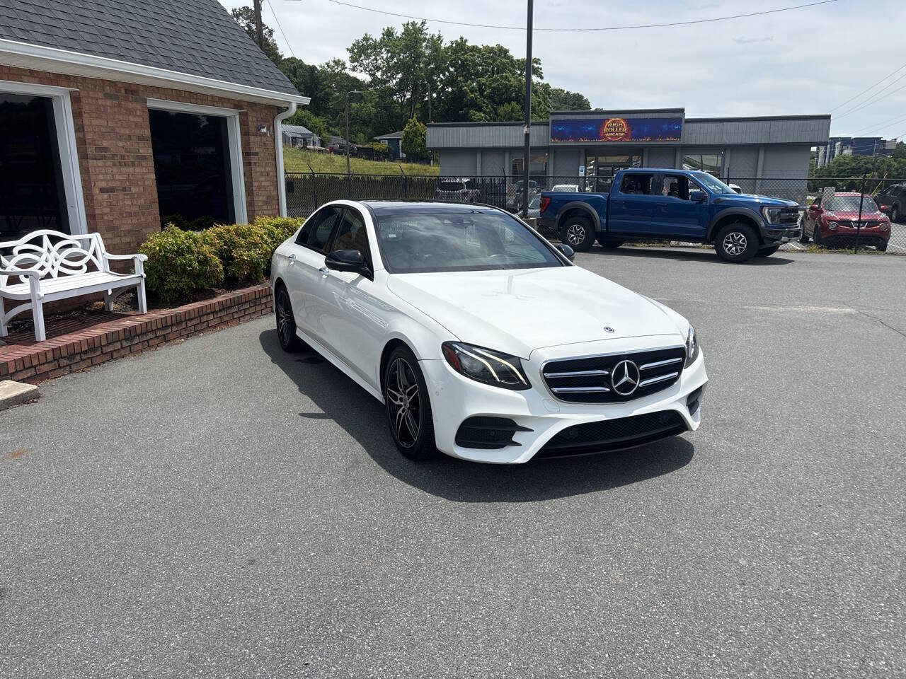 Used 2020 Mercedes-Benz E 350 Sedan image 10