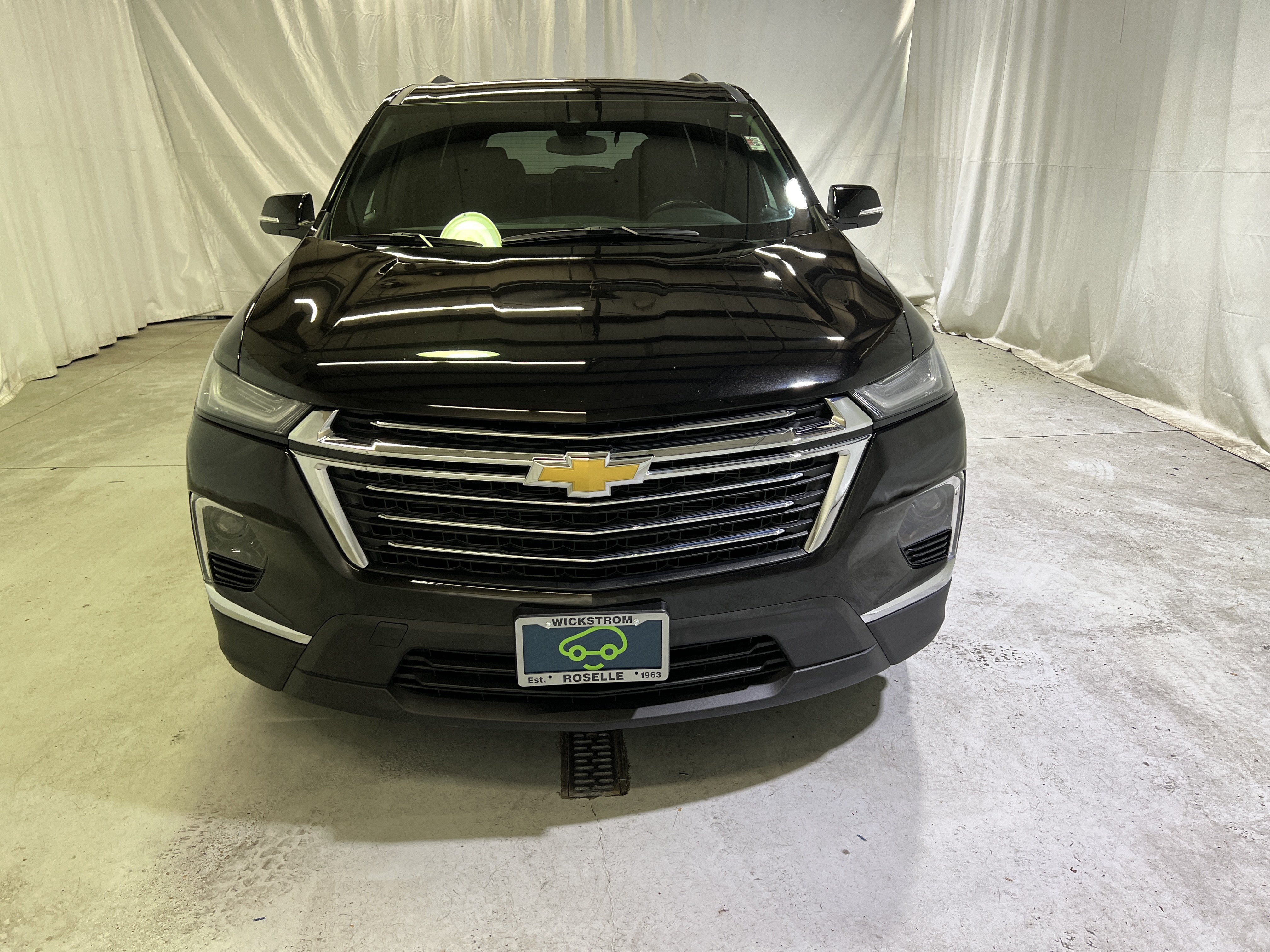 Certified 2023 Chevrolet Traverse LT FWD image 3