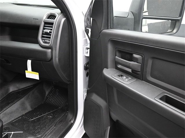 New 2026 RAM 3500 Tradesman w/ Chrome Appearance Group image 23