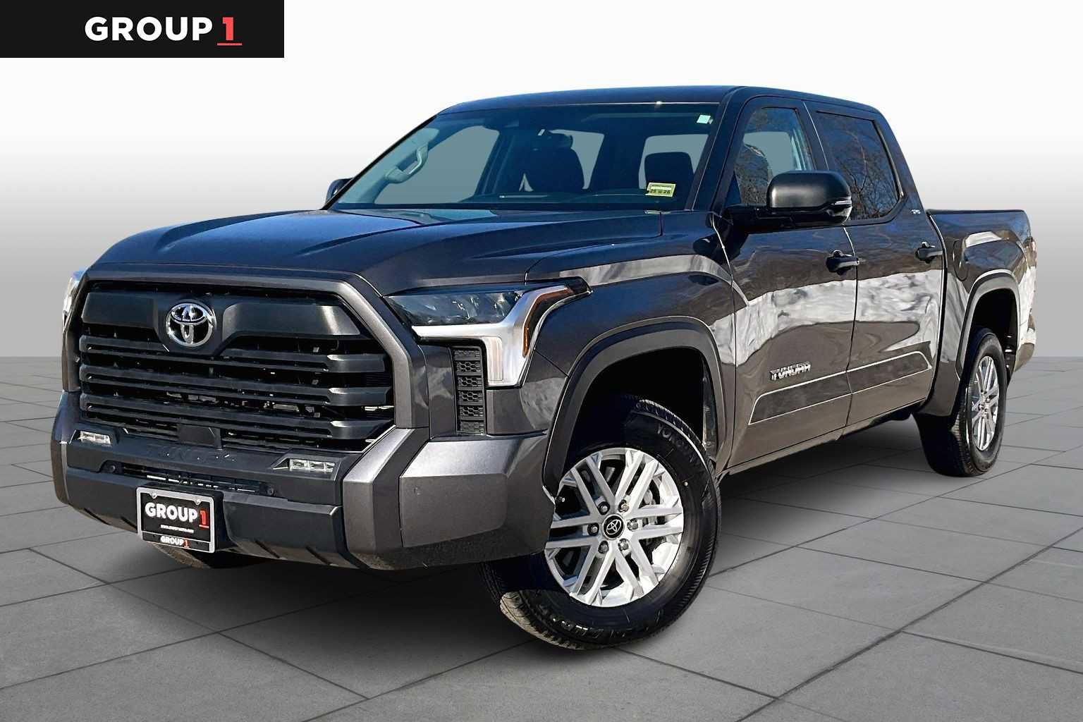 Used 2024 Toyota Tundra SR5 w/ SR5 Convenience Package AWD/4WD image 1