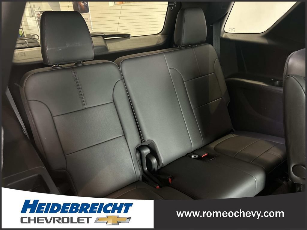 Certified 2022 Chevrolet Traverse RS w/ LPO, Floor Liner Package FWD image 35