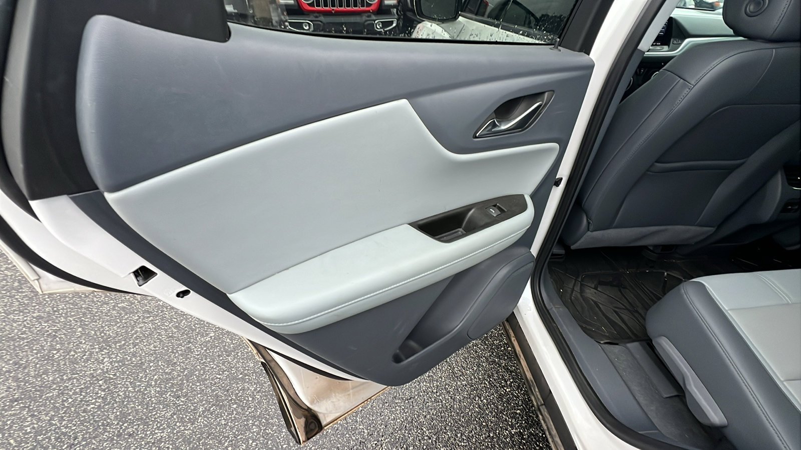 Used 2022 Chevrolet Blazer LT w/ Sound & Technology Package image 23