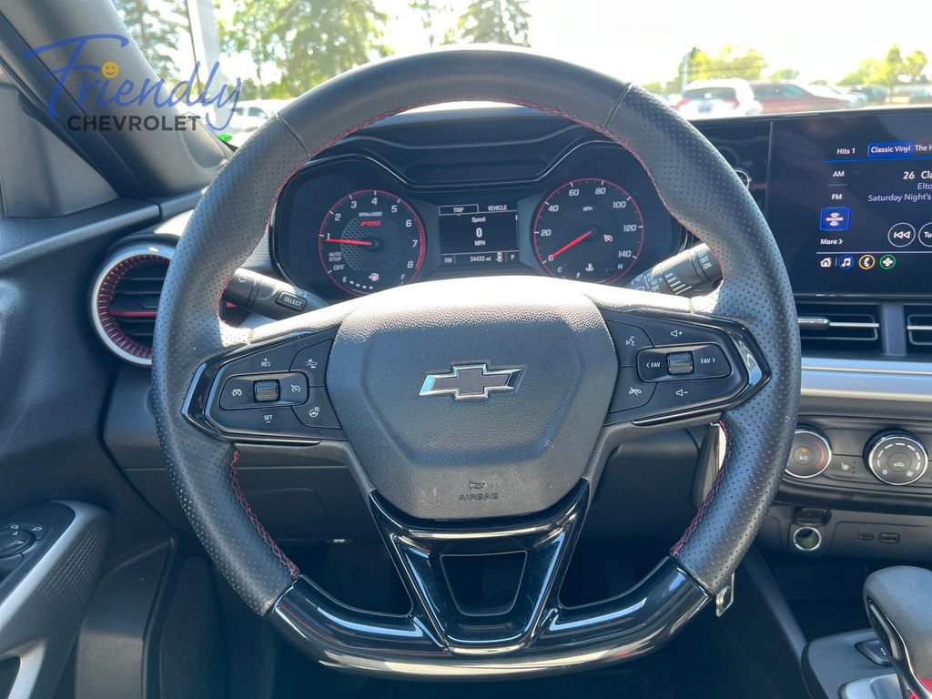Certified 2024 Chevrolet Trax RS w/ Sunroof Package FWD image 20