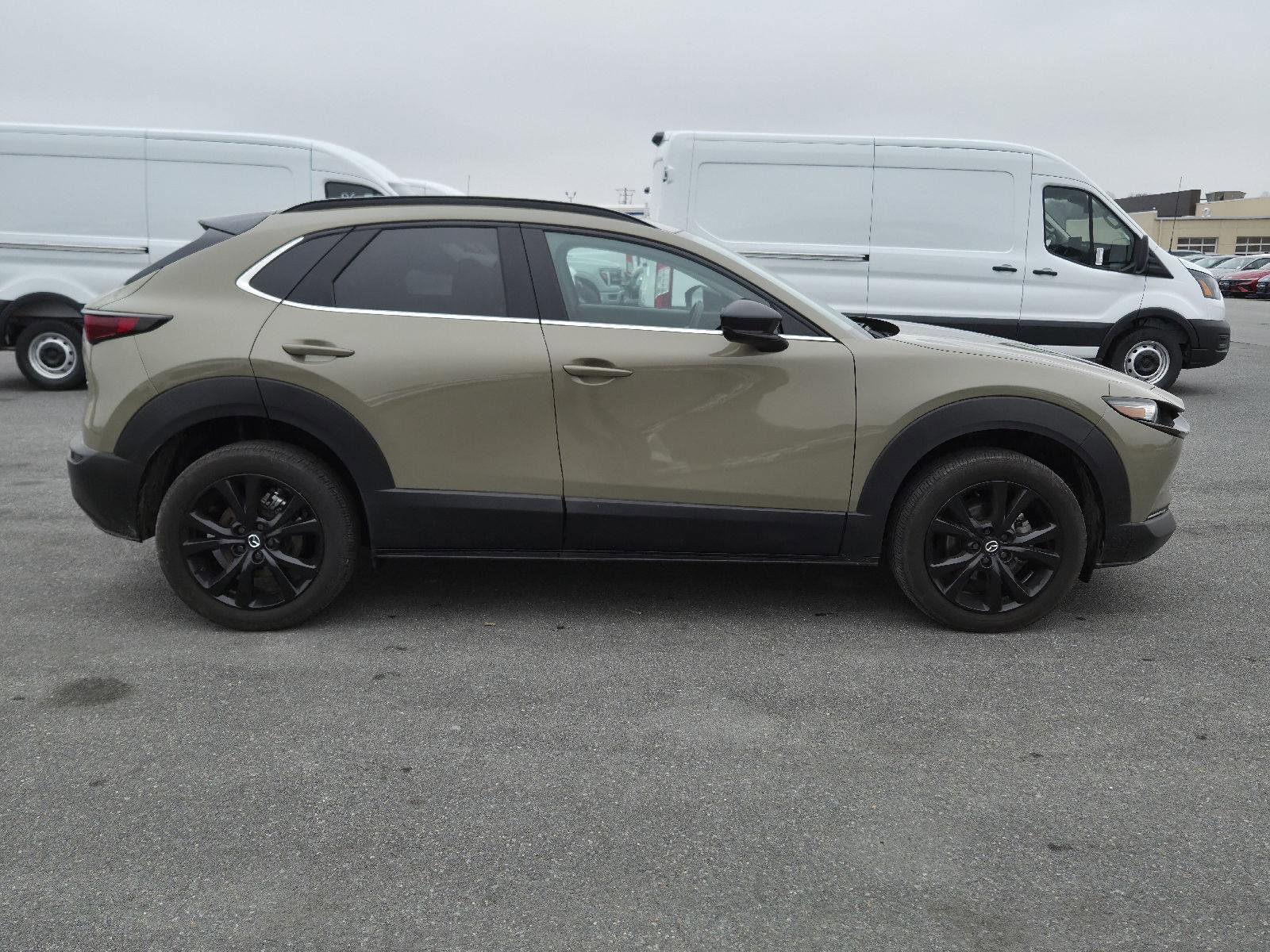 Used 2025 MAZDA CX-30 Carbon image 4