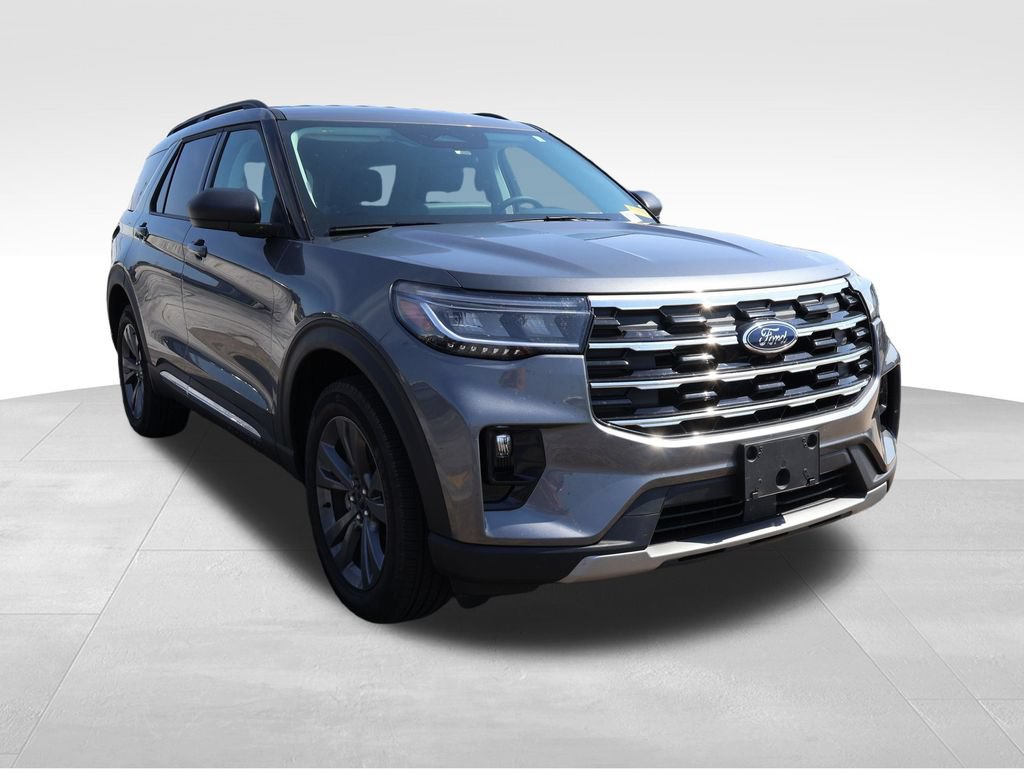 Used 2025 Ford Explorer Active w/ Active Comfort Package AWD/4WD image 12