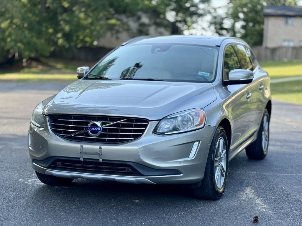 Used 2016 Volvo XC60 T6 w/ Proximity Package