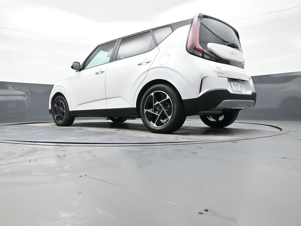 Certified 2023 Kia Soul EX image 32