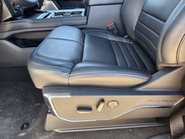 New 2026 Ford F250 Platinum image 17