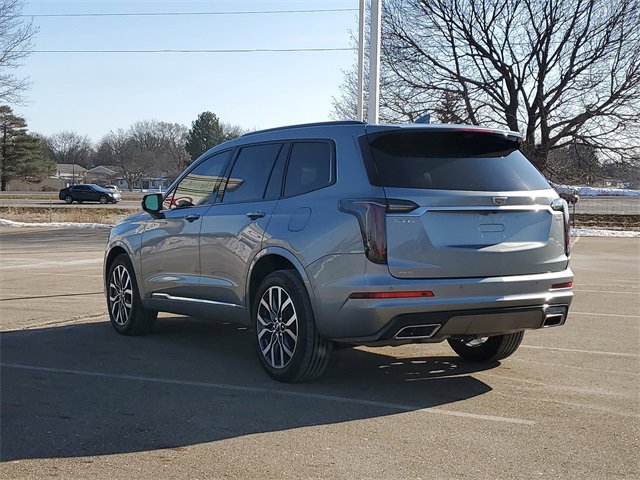 Certified 2023 Cadillac XT6 Sport w/ Technology Package image 4