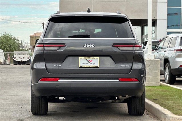 Certified 2023 Jeep Grand Cherokee L Laredo w/ Trailer Tow Group (B) image 8