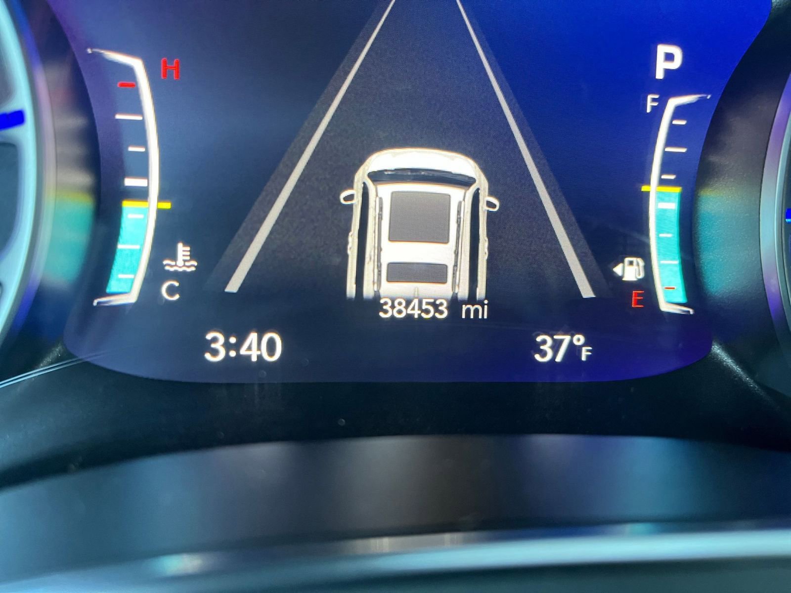 Used 2025 Chrysler Pacifica Limited image 43