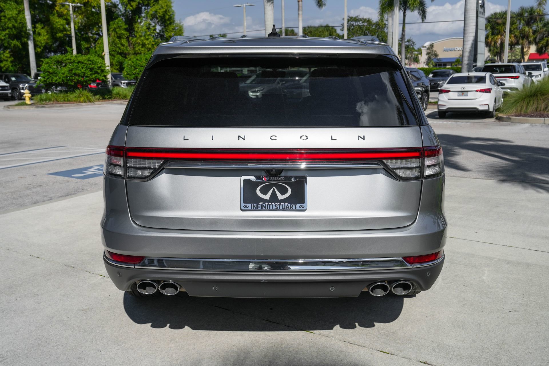 Used 2024 Lincoln Aviator Reserve image 23